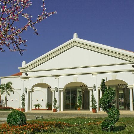 Ilocos Norte Hotel & Convention Center Laoag Ngoại thất bức ảnh