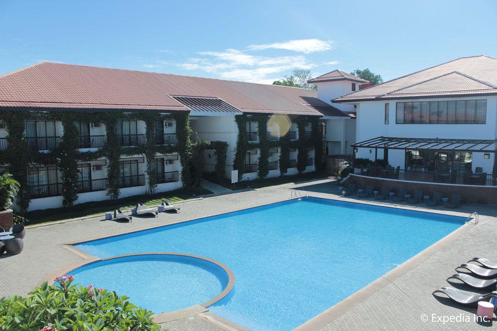 Ilocos Norte Hotel & Convention Center Laoag Ngoại thất bức ảnh
