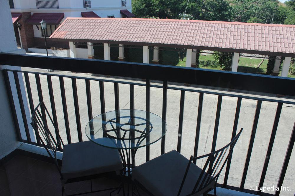 Ilocos Norte Hotel & Convention Center Laoag Ngoại thất bức ảnh