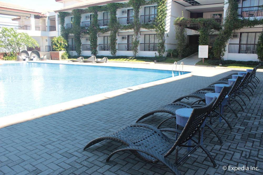 Ilocos Norte Hotel & Convention Center Laoag Ngoại thất bức ảnh