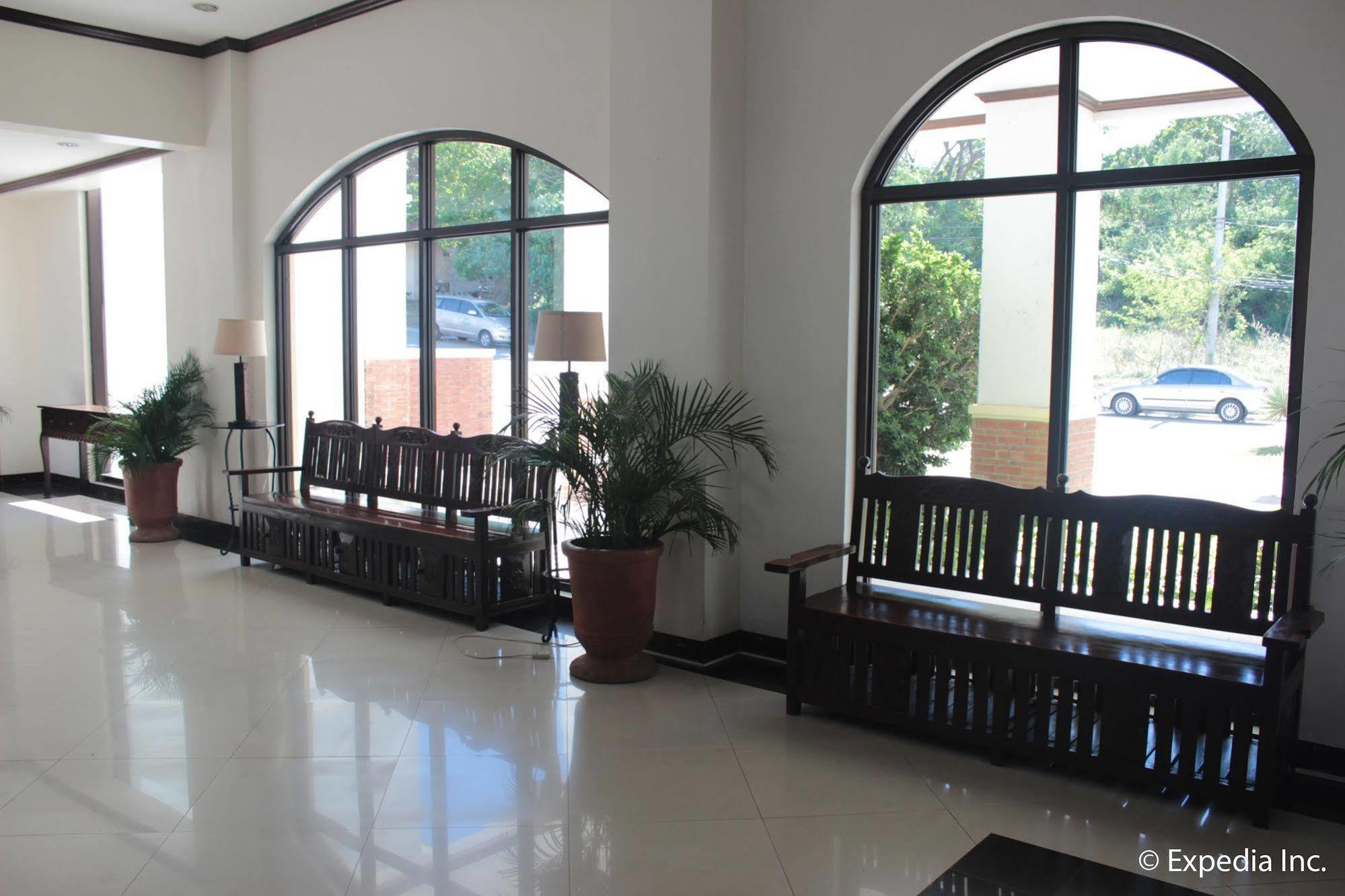 Ilocos Norte Hotel & Convention Center Laoag Ngoại thất bức ảnh